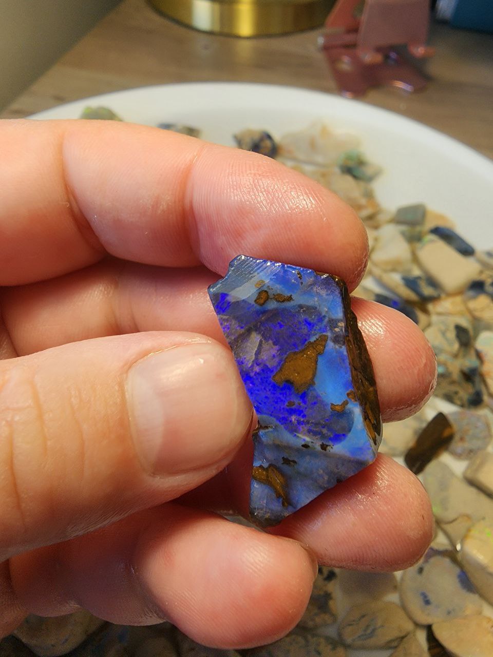 300 g Raw Australian Opal Chips - Reserved for Colin