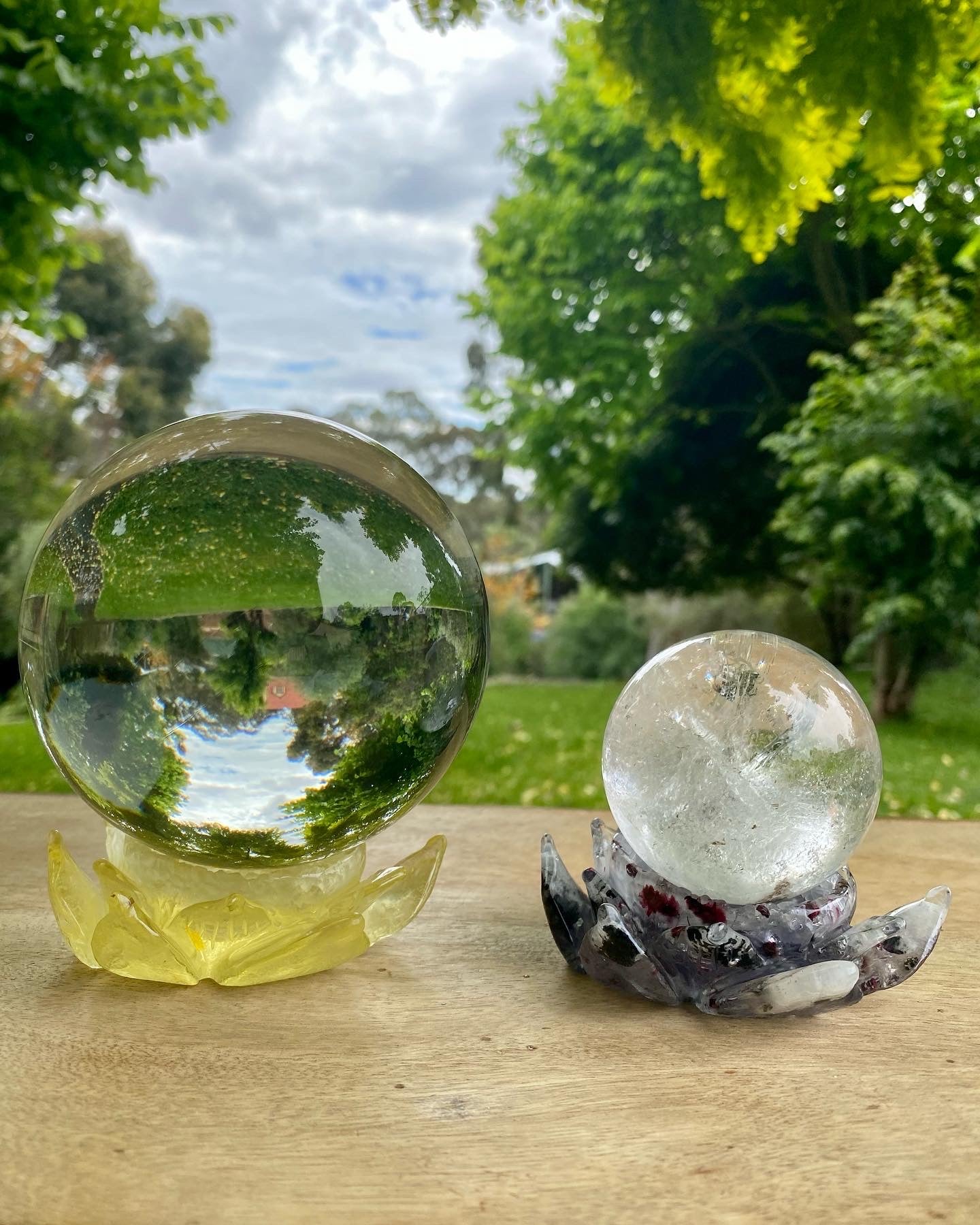 Lotus Flower Geode Crystal Handmade Silicone Mould. Holds Crystal balls or mini ring and trinket holder.