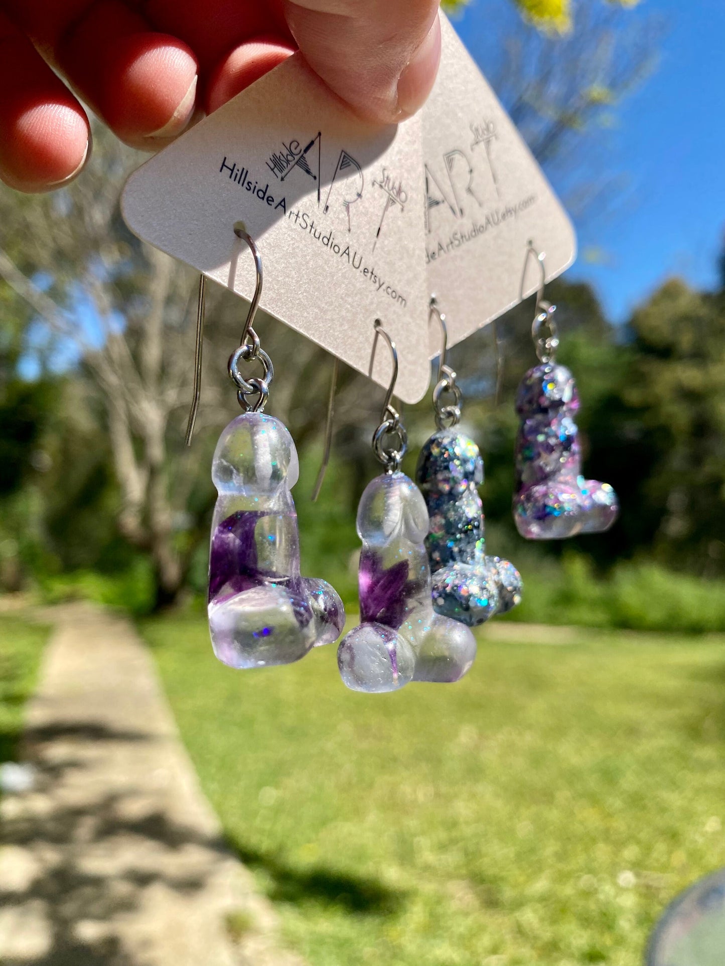 Mini penis silicone mould. Make your own pair of earrings, wax melts, cheeky magnets. Great for hens nights, bachelorette parties, gifts.