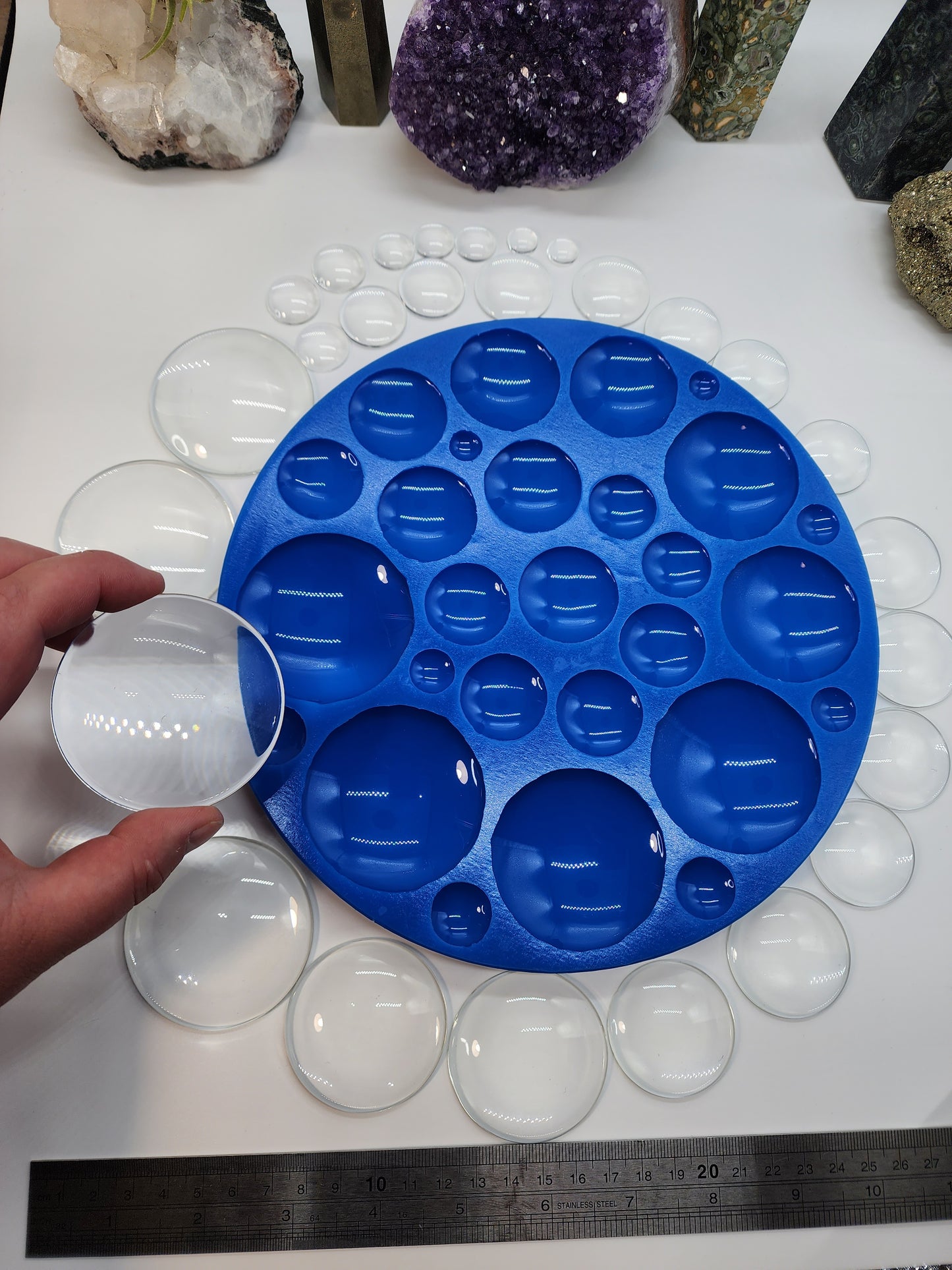 Round Circle Shape; XL Cabochon Palette Silicone Mould - 26 Piece. Large sizes. Make many resin earrings or pendants in one pour!