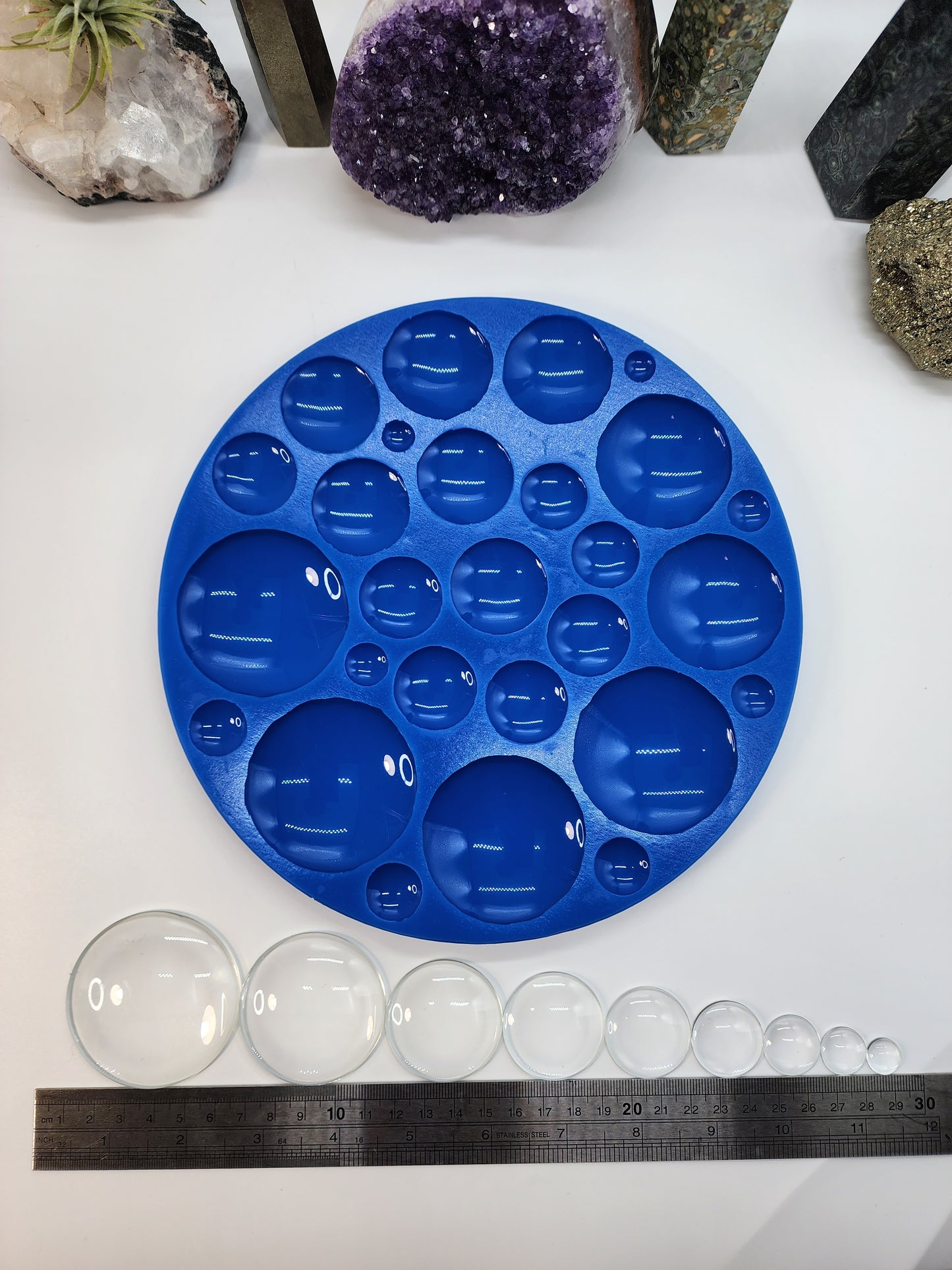 Round Circle Shape; XL Cabochon Palette Silicone Mould - 26 Piece. Large sizes. Make many resin earrings or pendants in one pour!