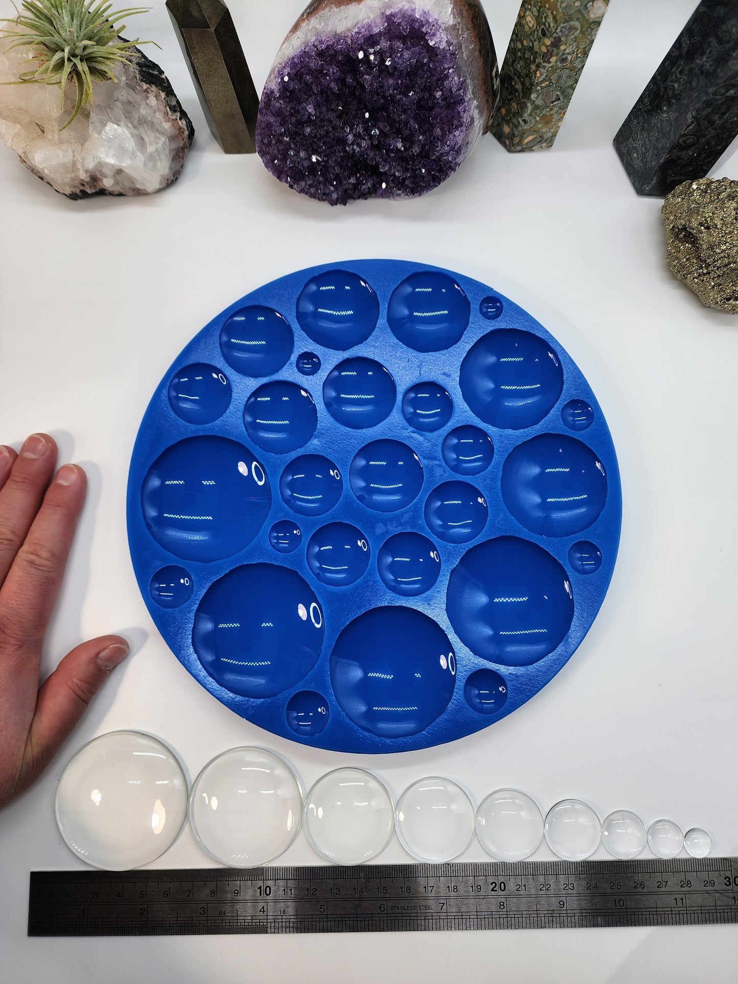 Round Circle Shape; XL Cabochon Palette Silicone Mould - 26 Piece. Large sizes. Make many resin earrings or pendants in one pour!