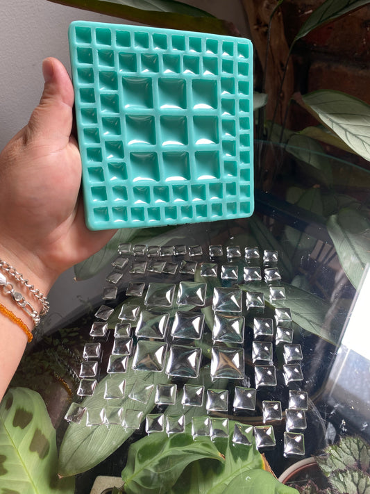 Square/Diamond Cabochon Palette Silicone Mould - 69 Pieces - various sizes.