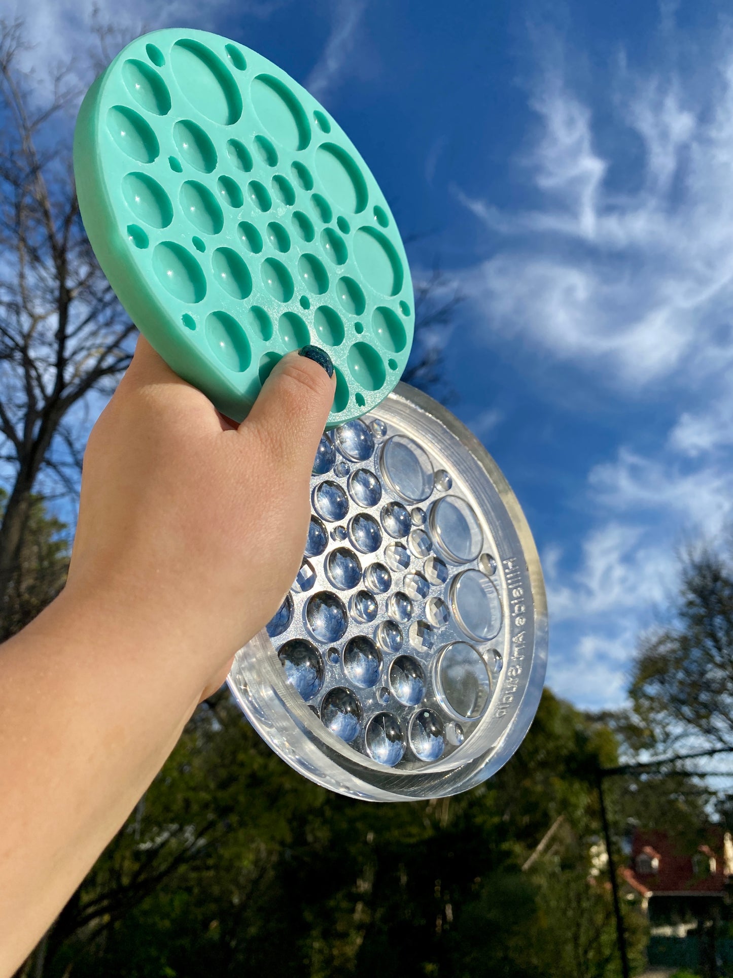 Round/Circle Cabochon Palette Silicone Mould - 49 piece round flat, raised and faceted. Easily make many pairs of earrings, pendants at once. Faceted sun catcher cabs that reflect rainbows.