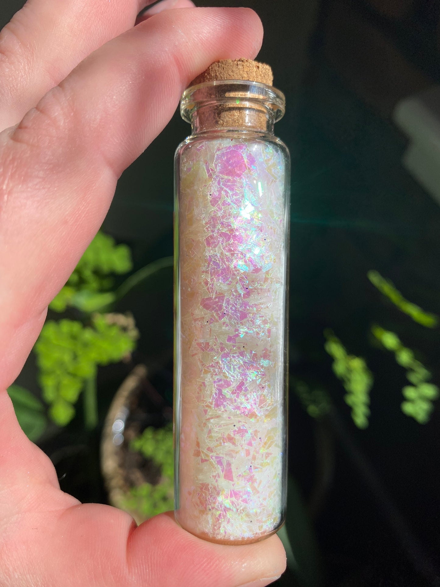 Dragon Scales - Small Iridescent Colour Shifting Flakes. 15 ml glass vial. Resin art, slime, tumbler, soap, candle, nail art etc.