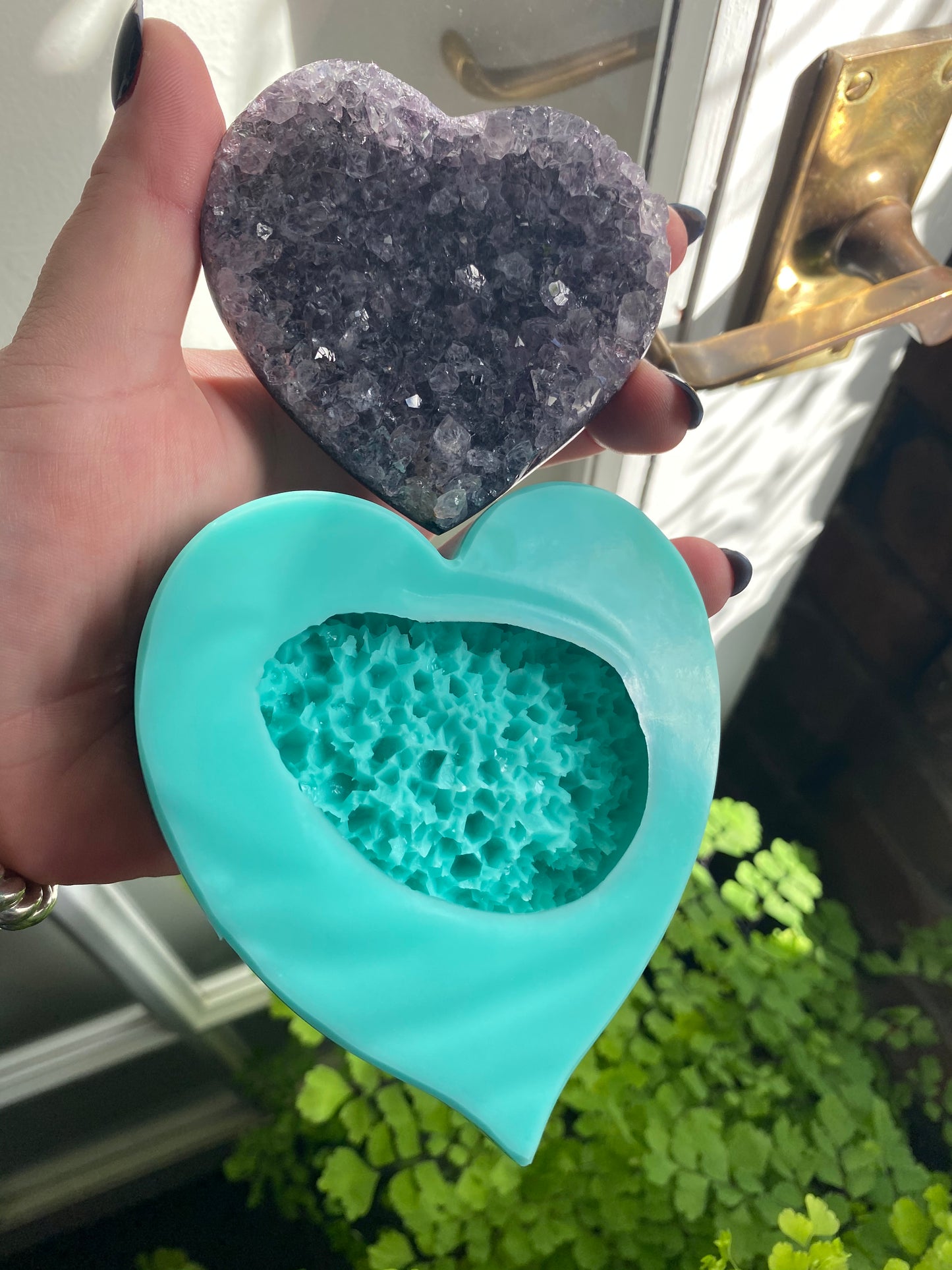 Silicone Mould - Carved Amethyst Cluster Love Heart - round shape