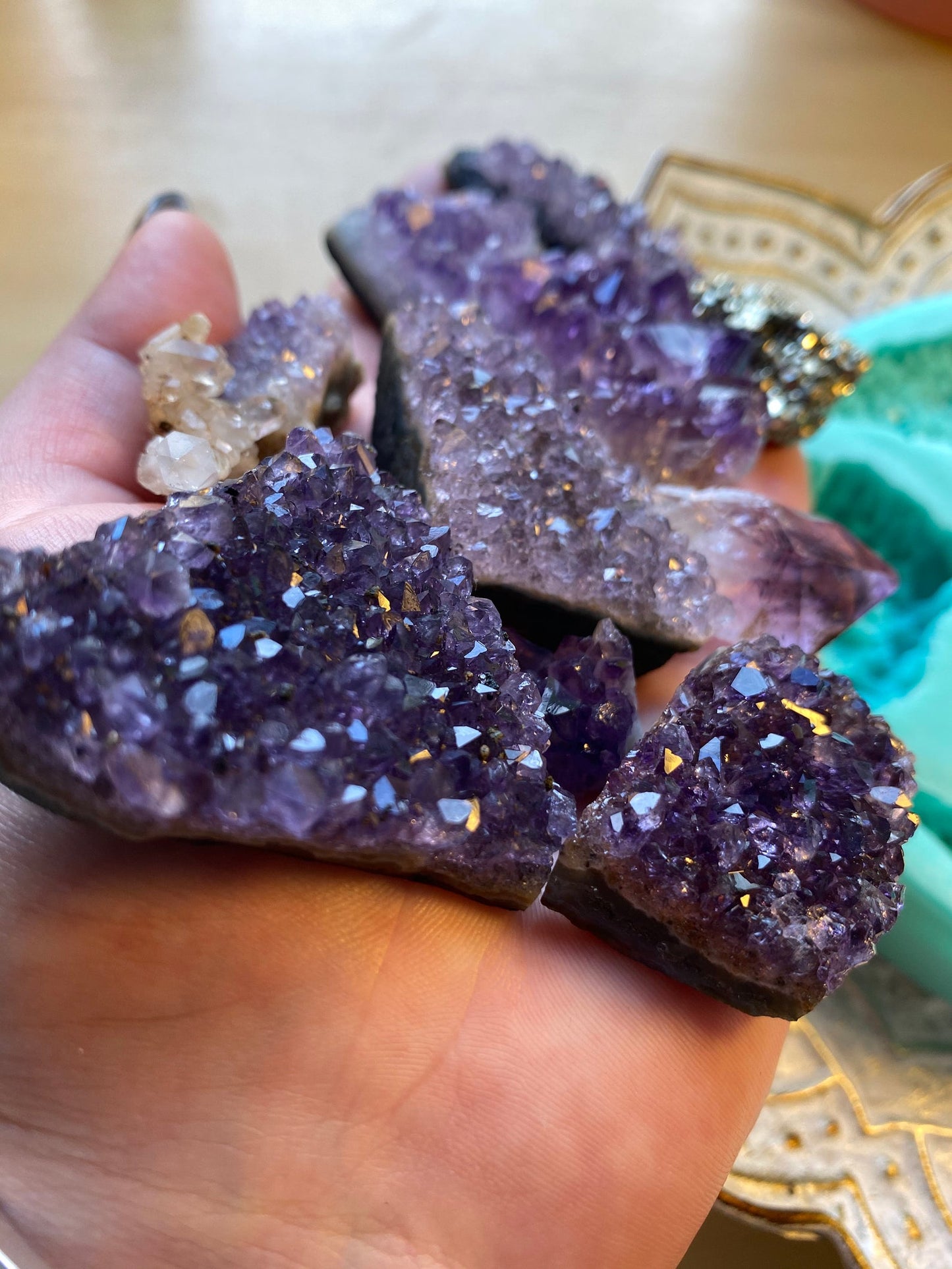 Silicone Mould Crystal Druzy Palette. 11 Crystals. Amethyst clusters, Crystal Quartz and Pyrite shapes