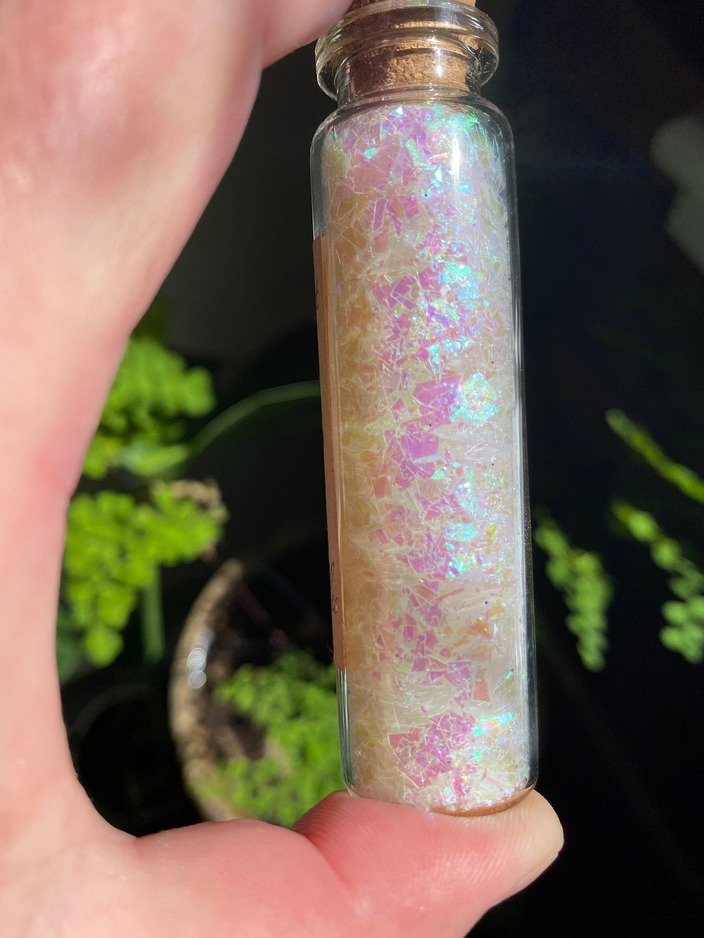 Dragon Scales - Small Iridescent Colour Shifting Flakes. 15 ml glass vial. Resin art, slime, tumbler, soap, candle, nail art etc.