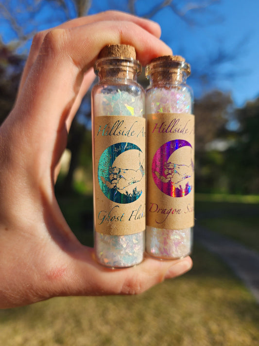 "Ghost Flakes" - Small Iridescent Colour Shifting Flakes. 15 ml glass vial. Resin art, slime, tumbler, soap, candle, nail art etc.