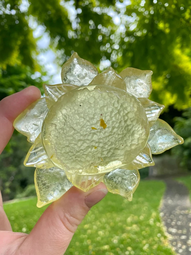 Lotus Flower Geode Crystal Handmade Silicone Mould. Holds Crystal balls or mini ring and trinket holder.