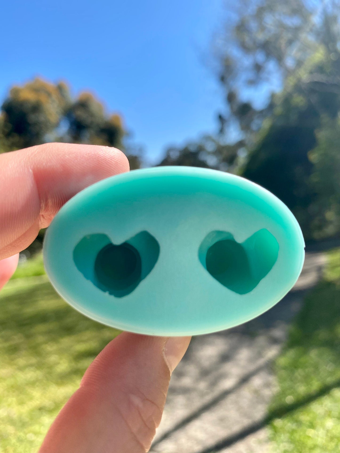 Mini penis silicone mould. Make your own pair of earrings, wax melts, cheeky magnets. Great for hens nights, bachelorette parties, gifts.