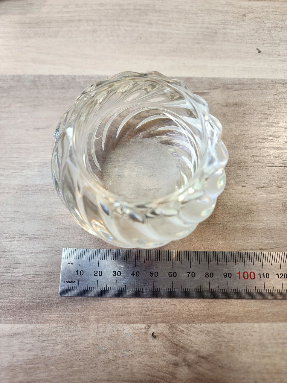 Exclusive Wavy/Spiral Pattern Tea-Light Candle Holder. Deep casting area for whole botanicals.